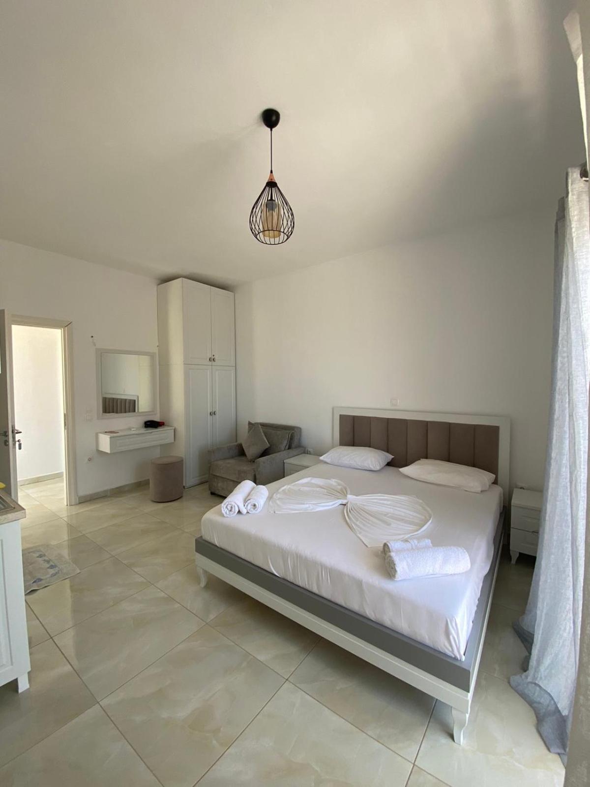 Mariana Apartments Sarandë Eksteriør billede
