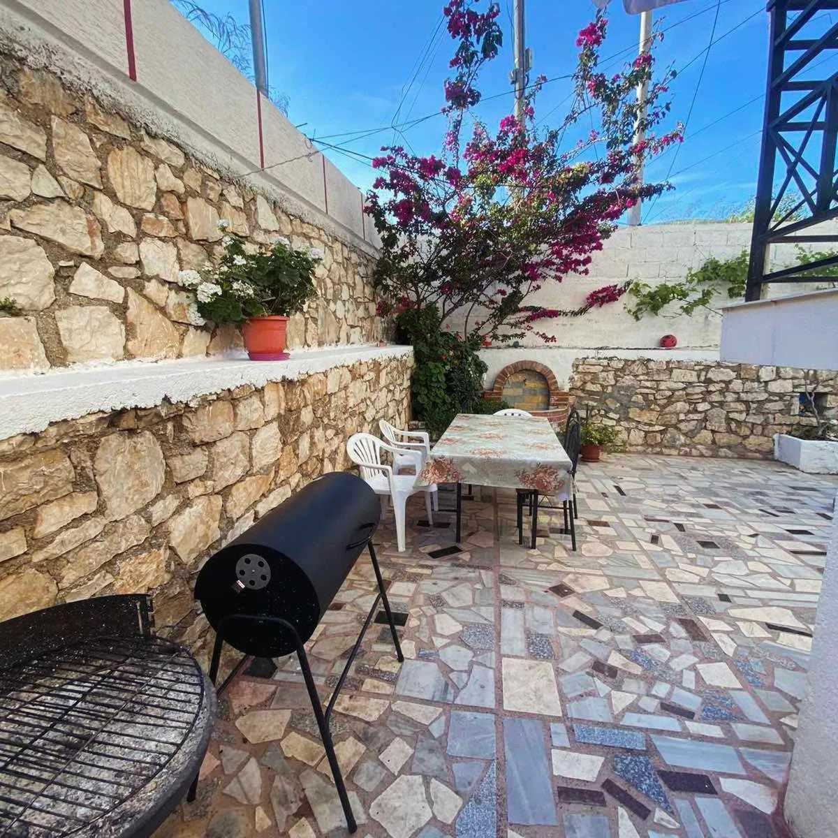 Mariana Apartments Sarandë Eksteriør billede
