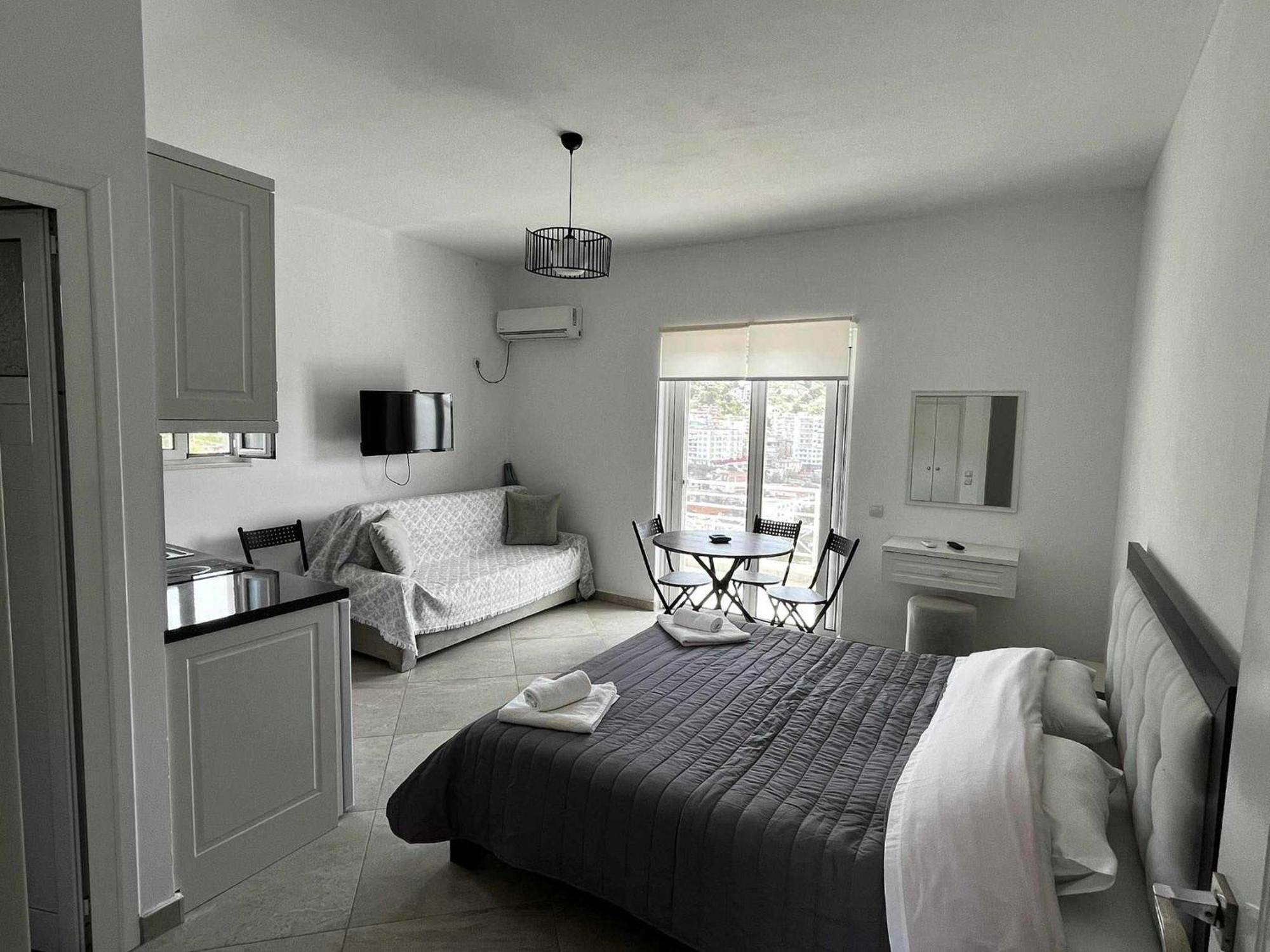 Mariana Apartments Sarandë Eksteriør billede